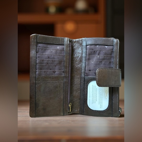 NWOT Fossil Dark Brown Leather Clutch - Picture 4 of 4